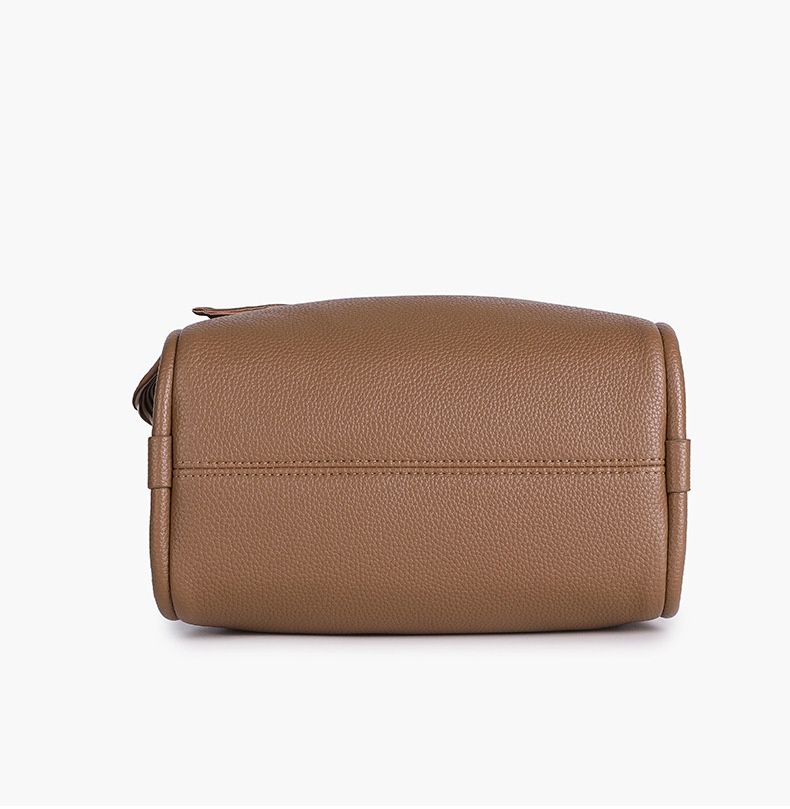 Sophisticated Genuine Leather Shoulder Bag for Effortless Elegance bottom