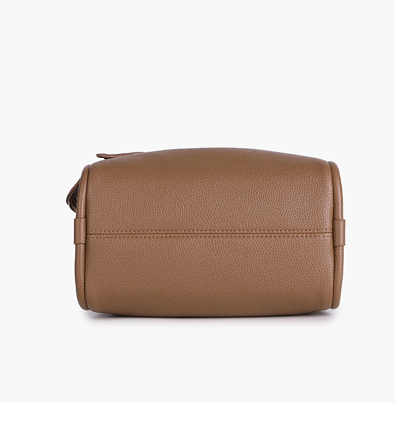 Sophisticated Genuine Leather Shoulder Bag for Effortless Elegance bottom