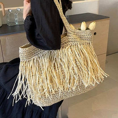 Woven Women's Large Capacity Tassel Beach Bag White model display