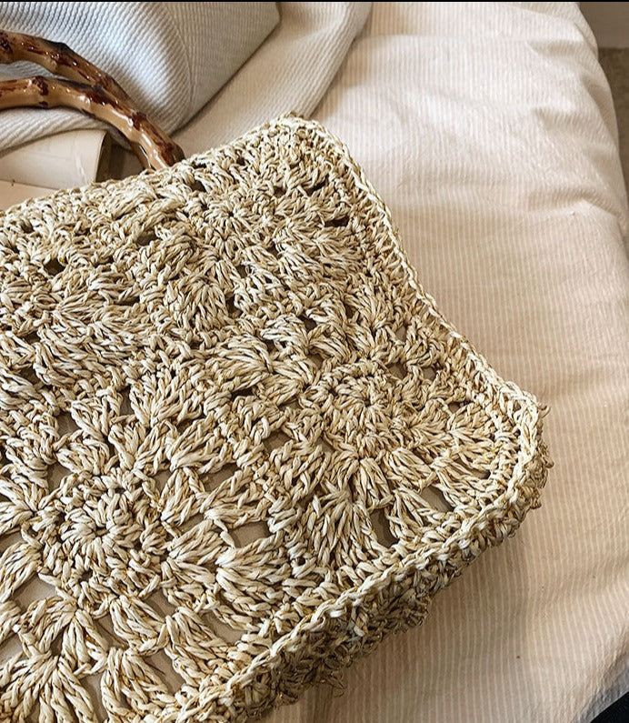 Straw Hollow-Out Tote Bamboo handles white detail