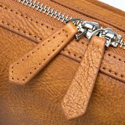 Vintage Style Men's Leather Briefcase 14 Inch Computer Bag detail