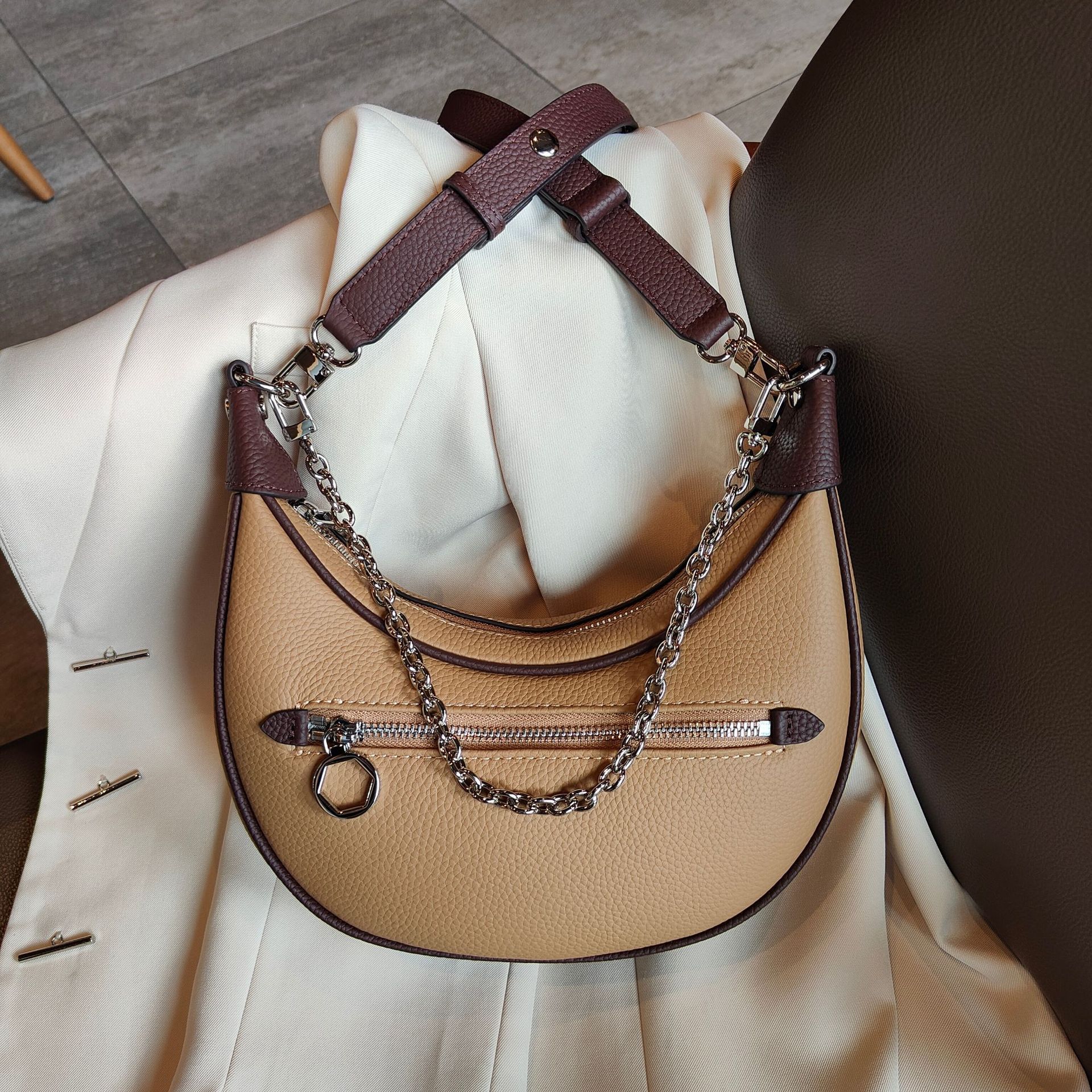 LuxeChain Genuine Leather Shoulder Bag Camel